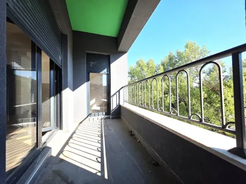 Prodaja, dvosoban stan, 77m², Zagorič, Podgorica - image 4