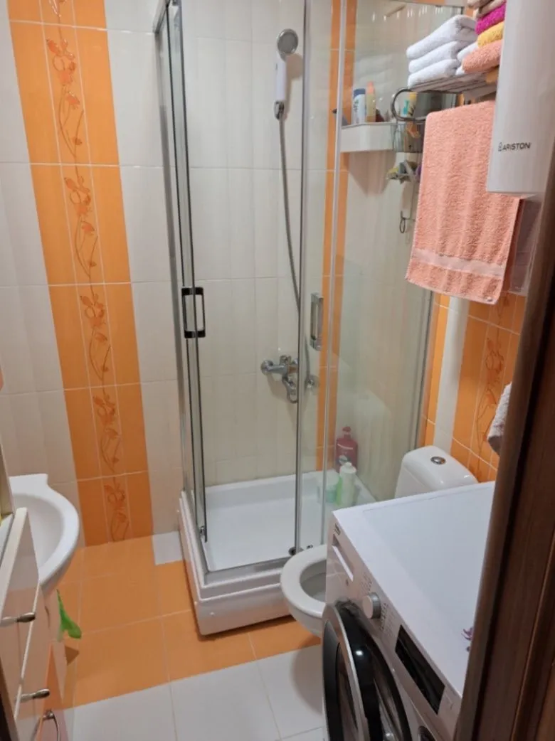 Izdavanje, jednosoban stan, 38m², Blok 9, Podgorica