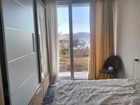 Izdavanje, jednosoban stan, 43m², Tivat, Crna Gora - image 10