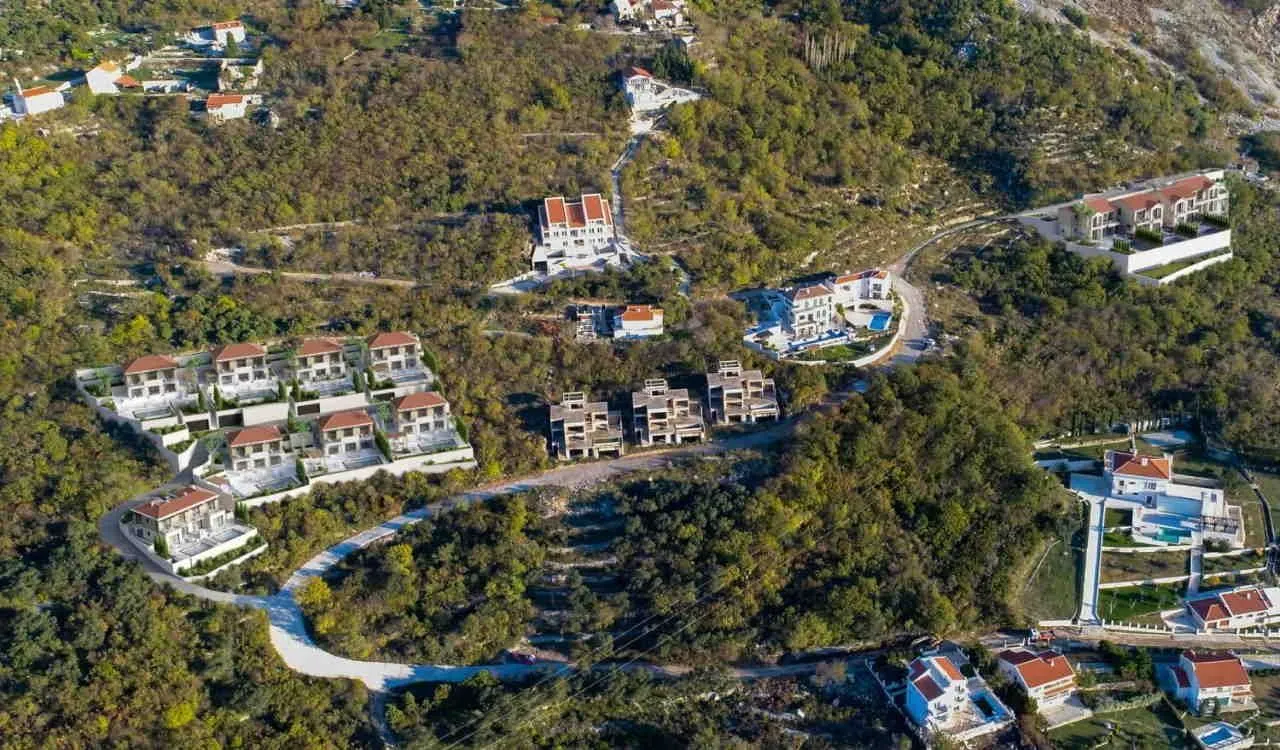 Prodaja, plac, 4700m², Blizikuće, Budva