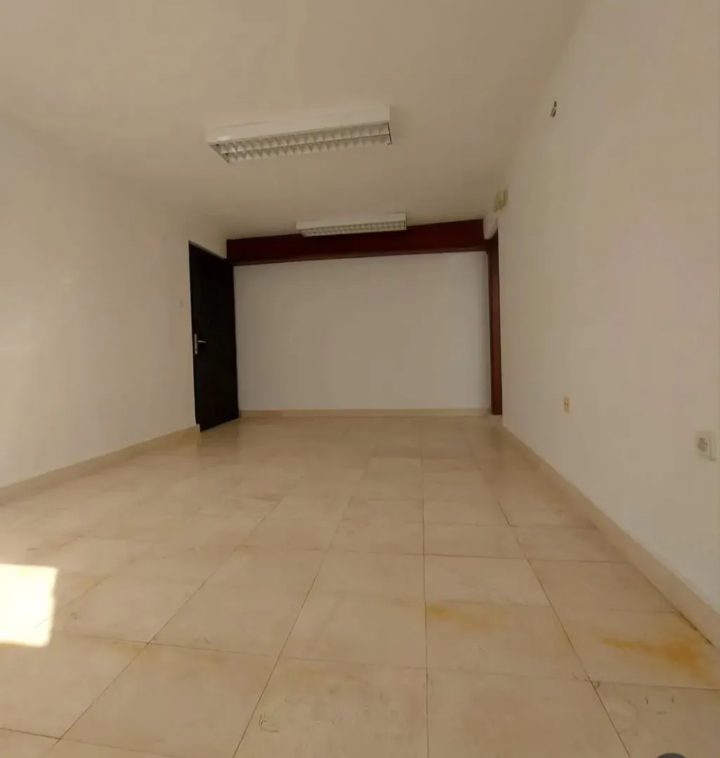 Rent, office space, 158m², Centar, Nikšić
