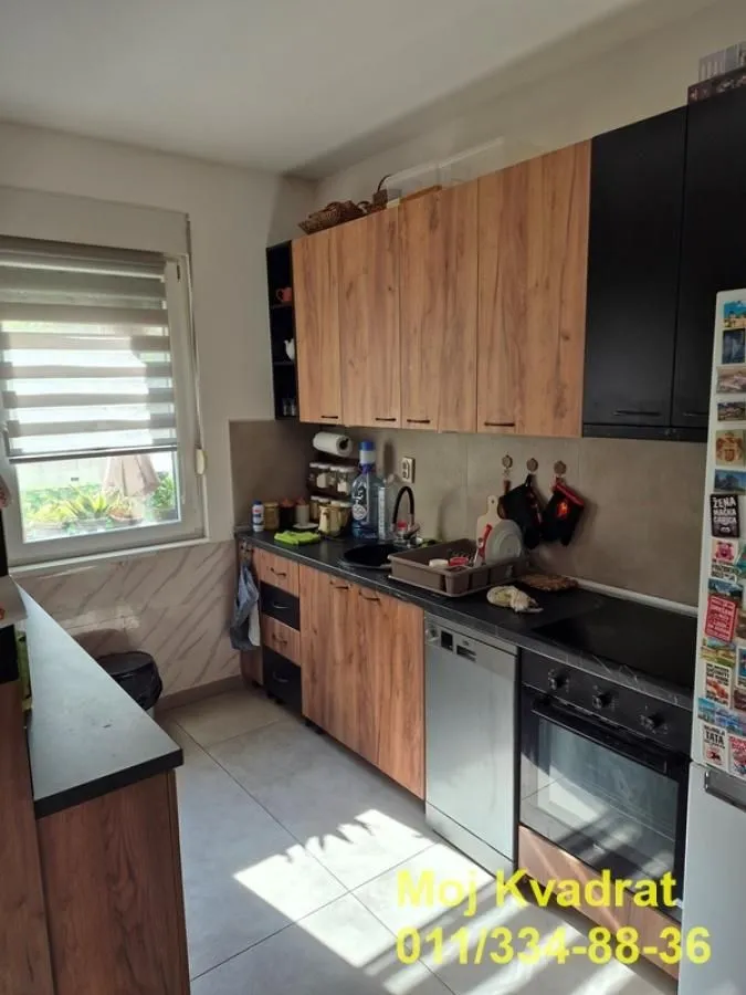 Prodaja, trosoban stan, 71m², Stari Banovci, Stara Pazova