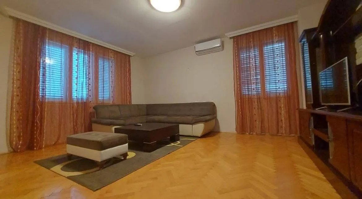Rent, two bedroom apartment, 92m², Dalmatinska ulica, Podgorica
