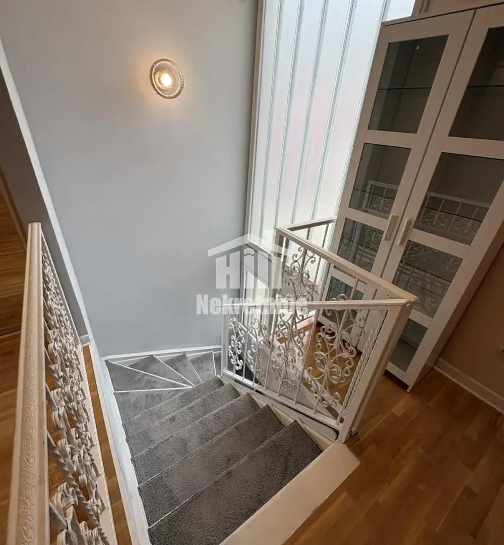 Sale, apartment, 173m², Stari Grad, Beograd