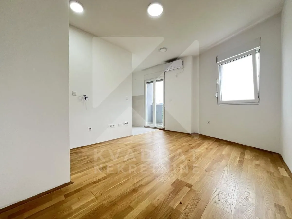 Izdavanje, garsonjera, 30m², Zabjelo, Podgorica