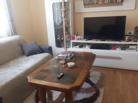 Prodaja, jednosoban stan, 53m², Padinska Skela, Palilula Sve Podlokacije - image 3