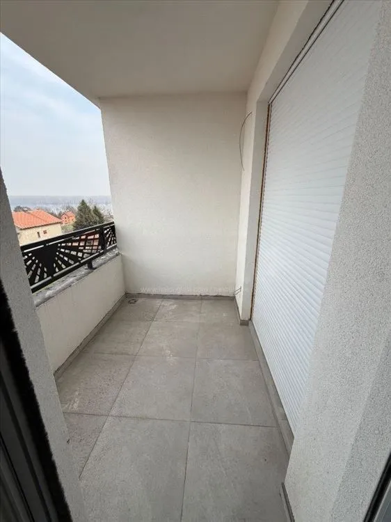Prodaja, trosoban stan, 65m², Novi Banovci, Stara Pazova