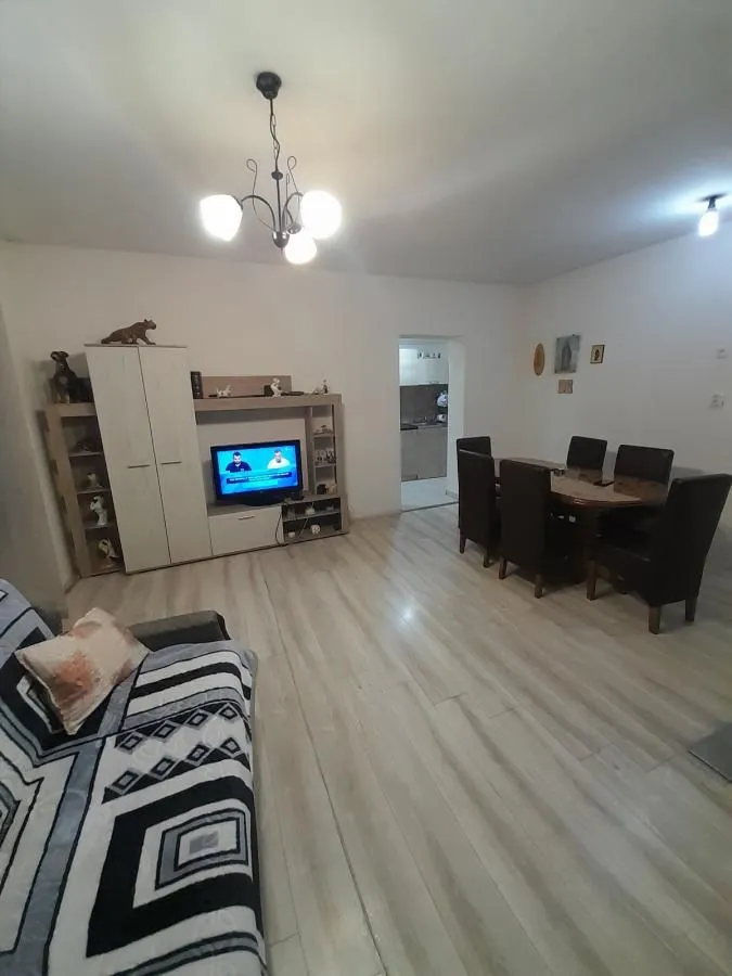 Sale, house, 120m², Naselje Železnički most, Jagodina