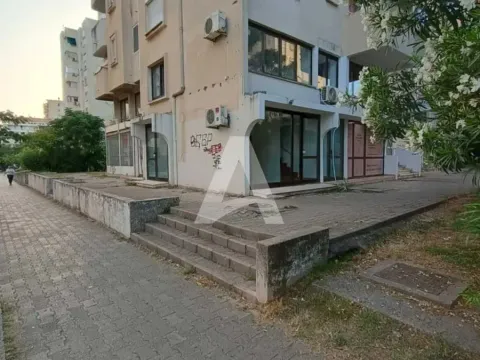 Prodaja, poslovni prostor, 35m², Bar, Crna Gora - image 8