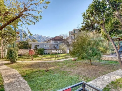 Prodaja, kuća, 112m², Prčanj, Kotor - image 2