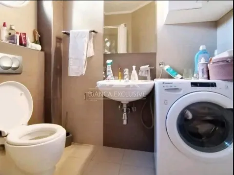 Prodaja, trosoban stan, 126m², Savski Venac, Beograd - image 12