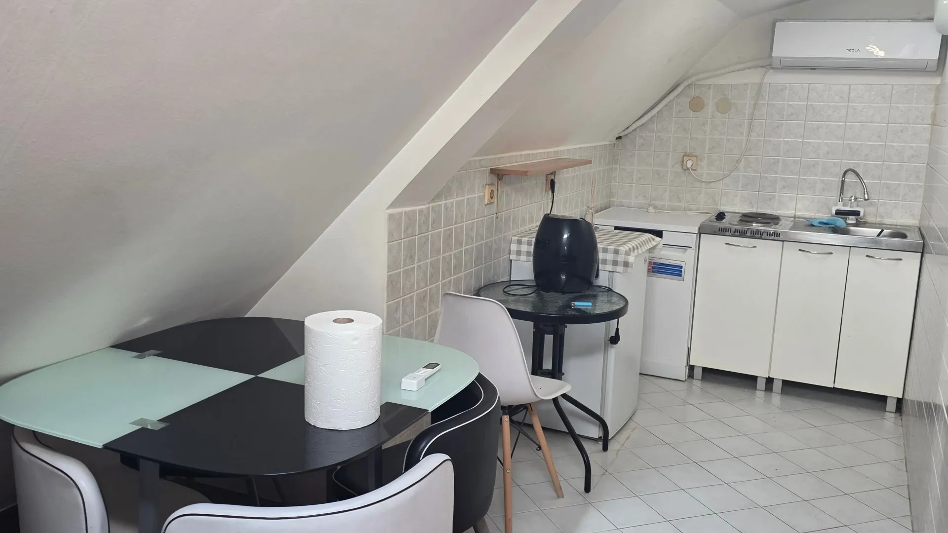 Rent, studio apartment, 25m², Stara Varoš, Podgorica