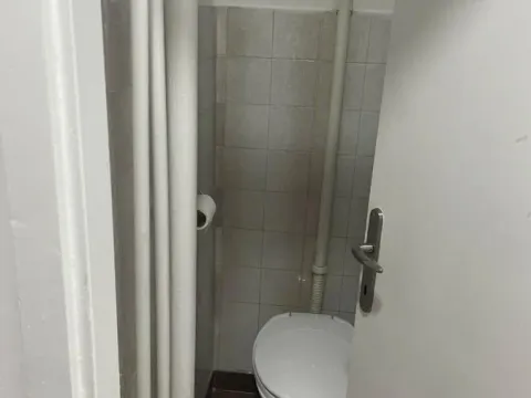 Izdavanje, trosoban stan, 64m², Stari grad, Novi Sad - image 7