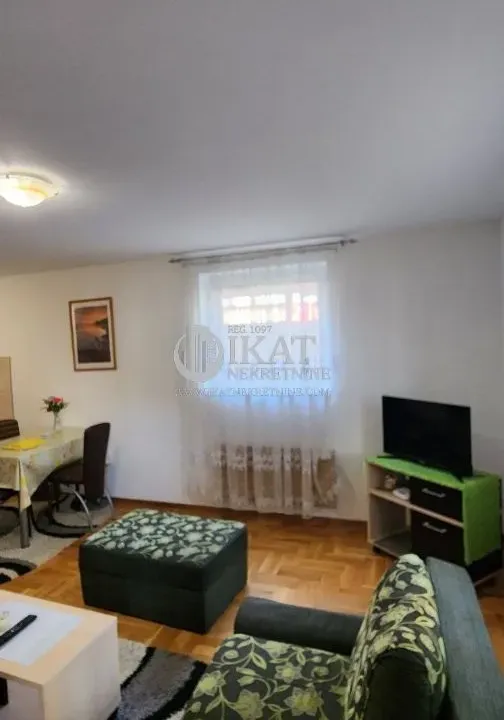 Prodaja, jednosoban stan, 40m², Centar, Zlatibor