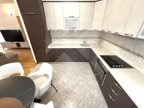 Rent, two bedroom apartment, 72m², Momišići, Podgorica - image 4