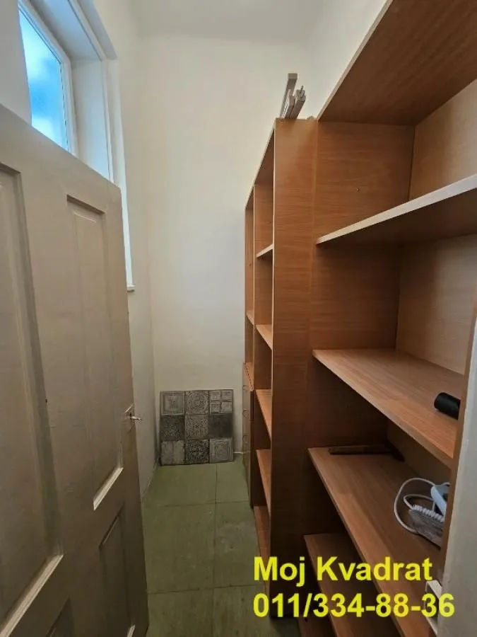 Rent, three bedroom apartment, 82m², Vračar Sve Podlokacije, Beograd