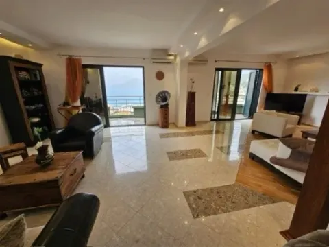 Izdavanje, trosoban stan, 150m², Pržno, Budva - image 3
