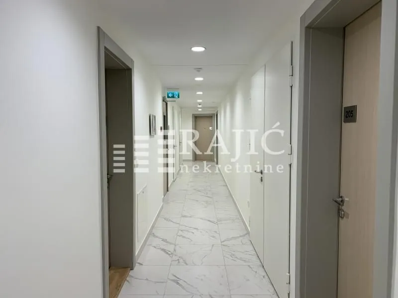 Rent, two bedroom apartment, 57m², Savski Venac, Beograd