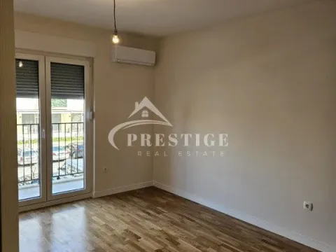 Izdavanje, jednosoban stan, 40m², Pobrežje, Podgorica - image 2