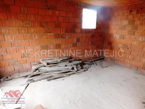 Prodaja, kuća, 250m², Maršić, Kragujevac - image 19