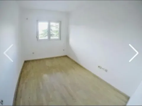 Izdavanje, dvosoban stan, 68m², City Kvart, Podgorica - image 9