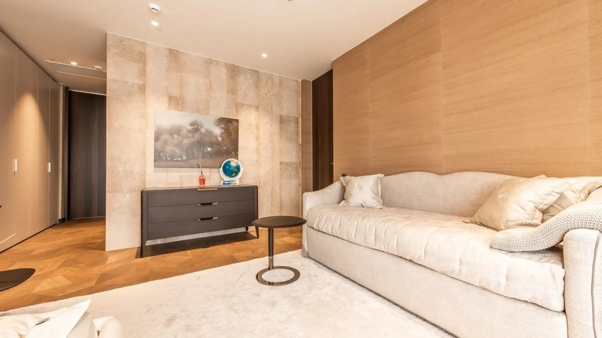 Sale, four bedroom apartment, 500m², Đuraševići, Tivat