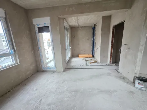 Sale, one bedroom apartment, 46m², Momišići, Podgorica - image 5