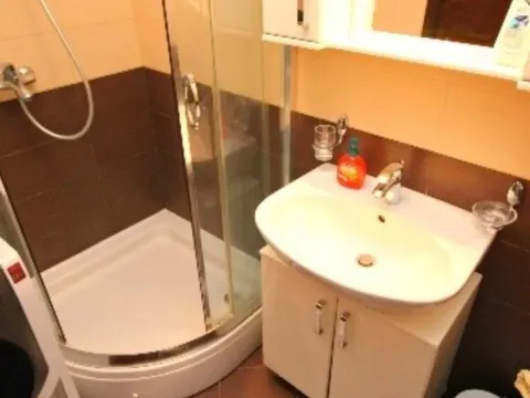 Rent, three bedroom apartment, 73m², Rozino, Budva - image 6