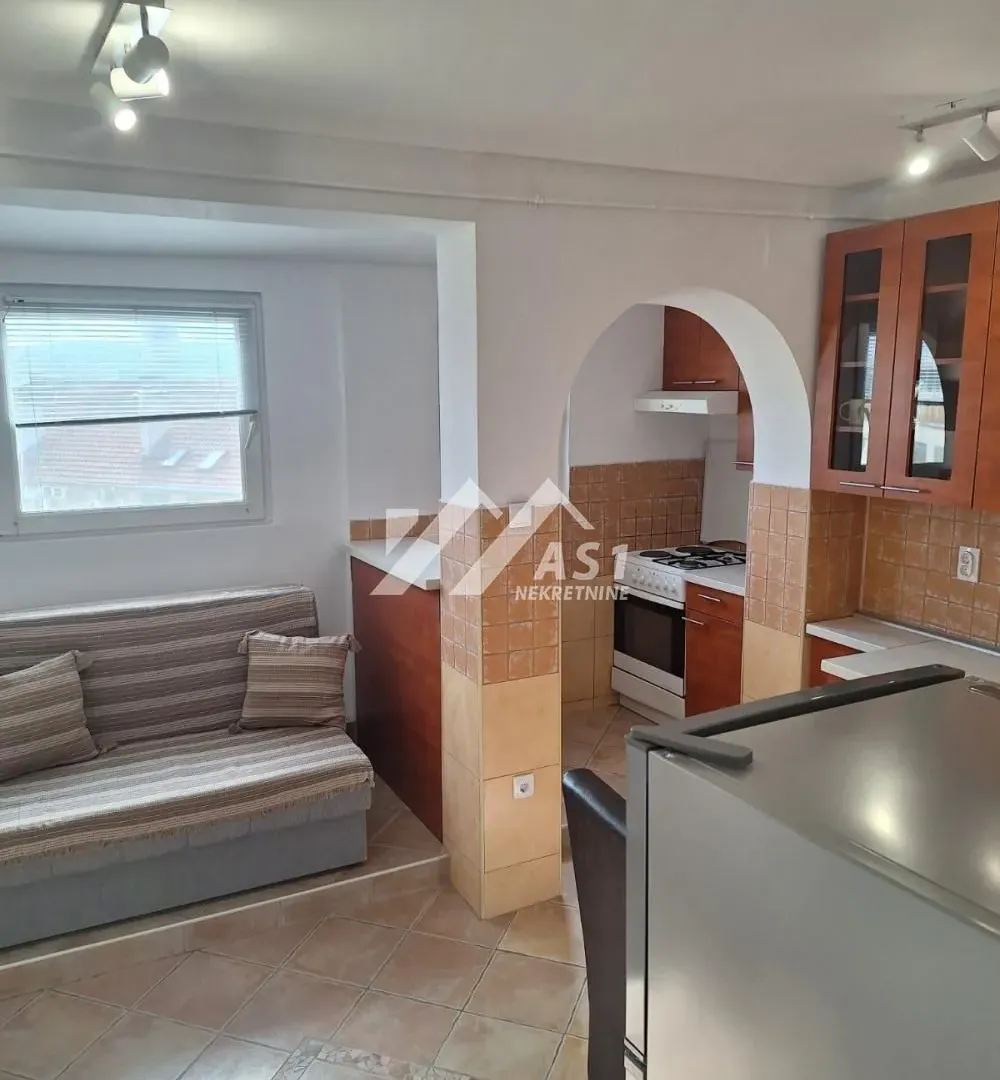 Izdavanje, jednosoban stan, 39m², Novi Sad Sve Podlokacije, Novi Sad
