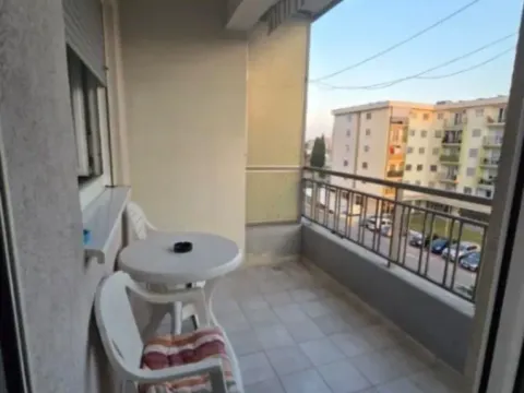 Izdavanje, jednosoban stan, 45m², Pobrežje, Podgorica - image 8