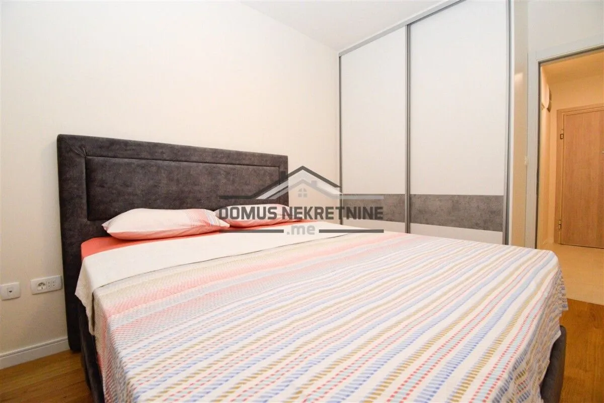 Rent, one bedroom apartment, 49m², Central Point, Podgorica