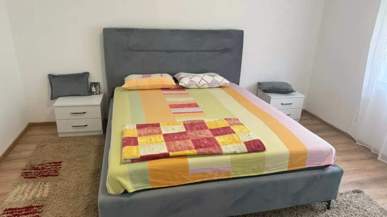 Izdavanje, dvosoban stan, 80m², Bjeliši, Bar