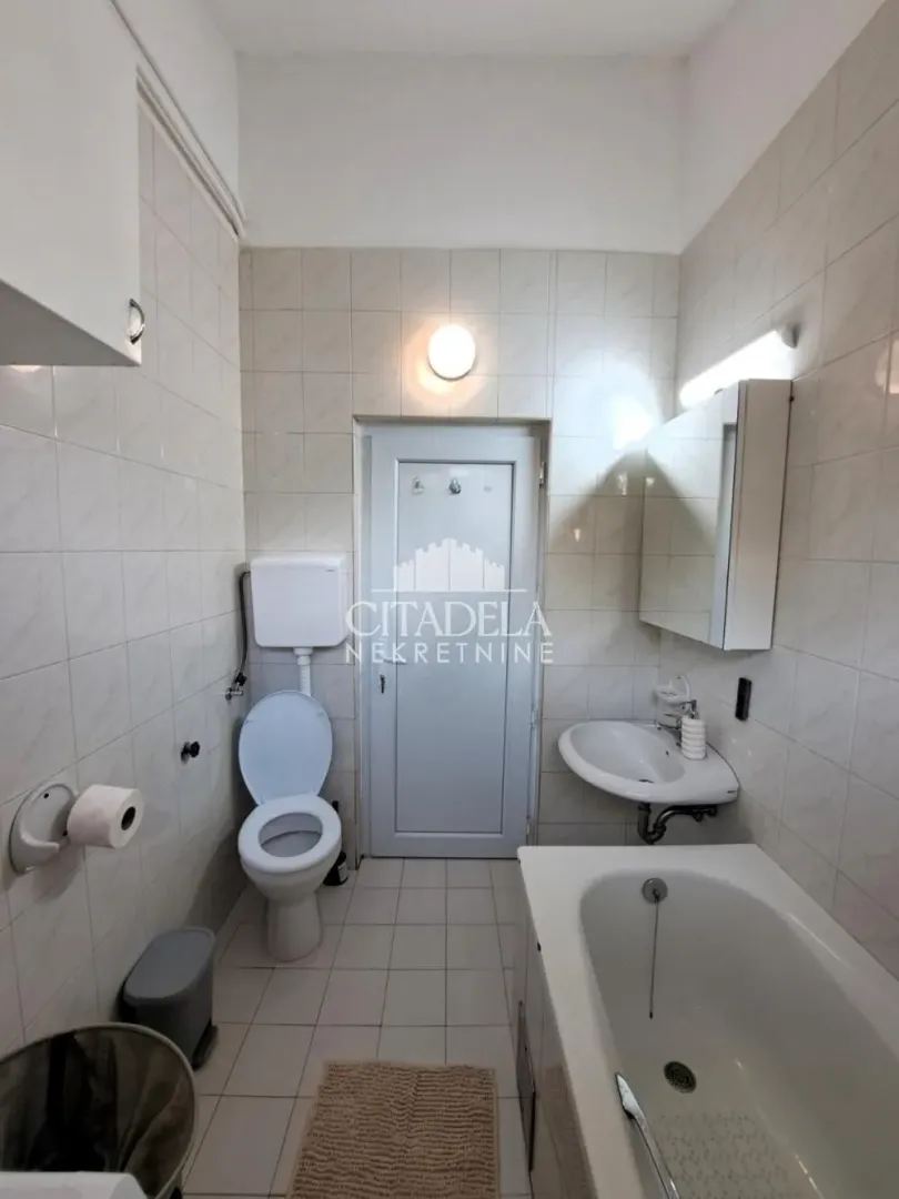 Rent, two bedroom apartment, 65m², Miljakovac, Rakovica