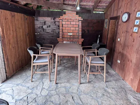 Izdavanje, kuća, 330m², Zeta, Podgorica - image 12