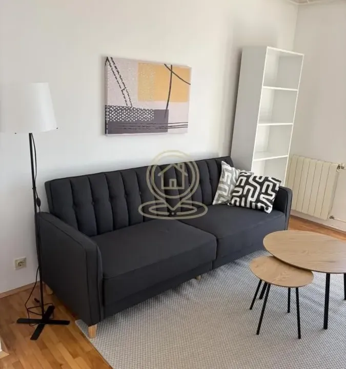 Rent, two bedroom apartment, 45m², Stari Grad, Beograd