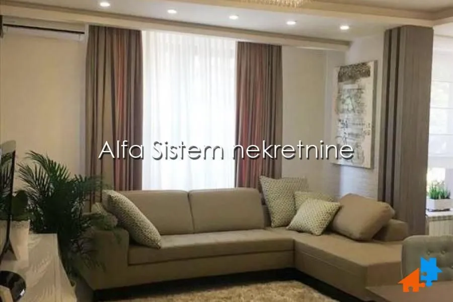 Izdavanje, dvosoban stan, 56m², Čubura, Beograd