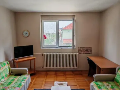 Stan in Železnička Stanica