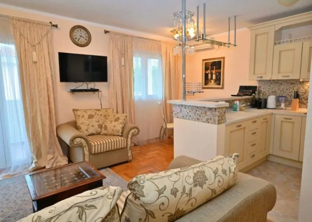 Prodaja, dvosoban stan, 83m², Babin Do, Budva