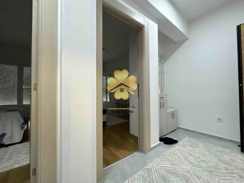 Izdavanje, dvosoban stan, 75m², Stara Varoš, Podgorica - image 11