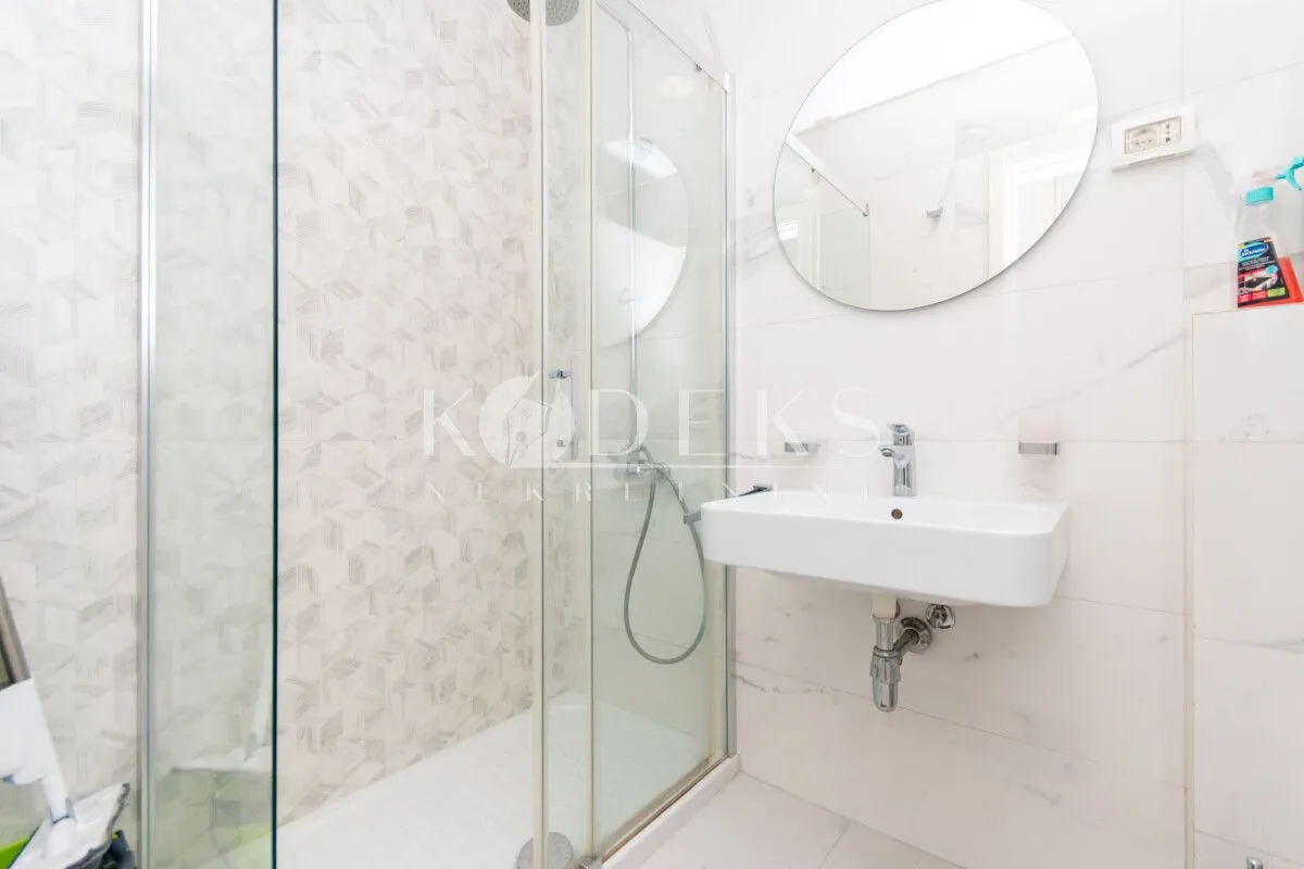 Rent, one bedroom apartment, 49m², Central Point, Podgorica