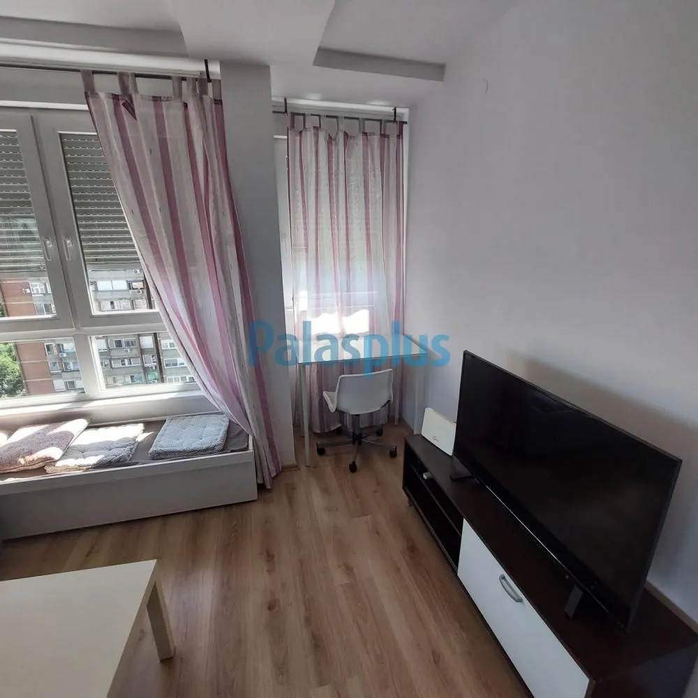 Sale, two bedroom apartment, 60m², Novi Beograd Blok 1 Fontana, Novi Beograd Sve Podlokacije