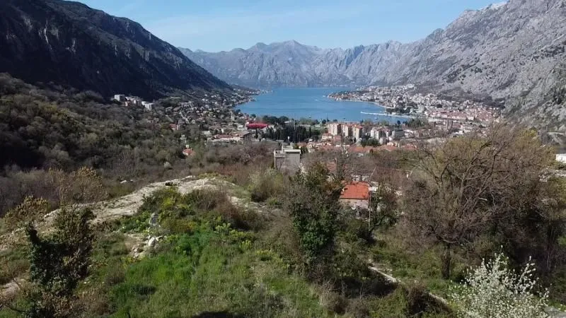 Prodaja, plac, 800m², Tivat, Crna Gora