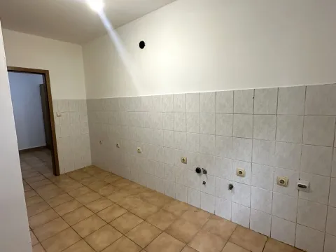 Sale, one bedroom apartment, 55m², Zagorič, Podgorica - image 8