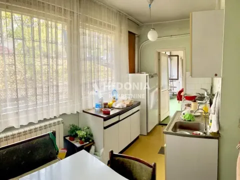 Sale, two bedroom apartment, 71m², Šumice, Beograd - image 3