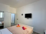 Daily-rent, one bedroom apartment, 60m², Bar, Crna Gora - image 4