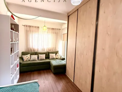 Rent, two bedroom apartment, 70m², Preko Morače, Podgorica - image 5