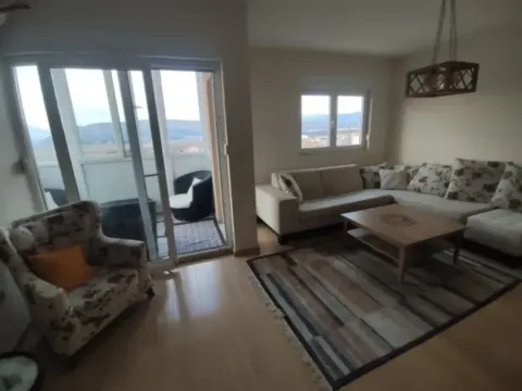 Izdavanje, jednosoban stan, 53m², City Kvart, Podgorica - image 7