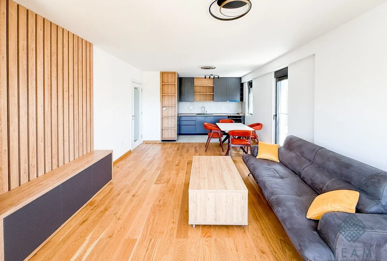 Prodaja, jednosoban stan, 56m², Tološka šuma, Podgorica