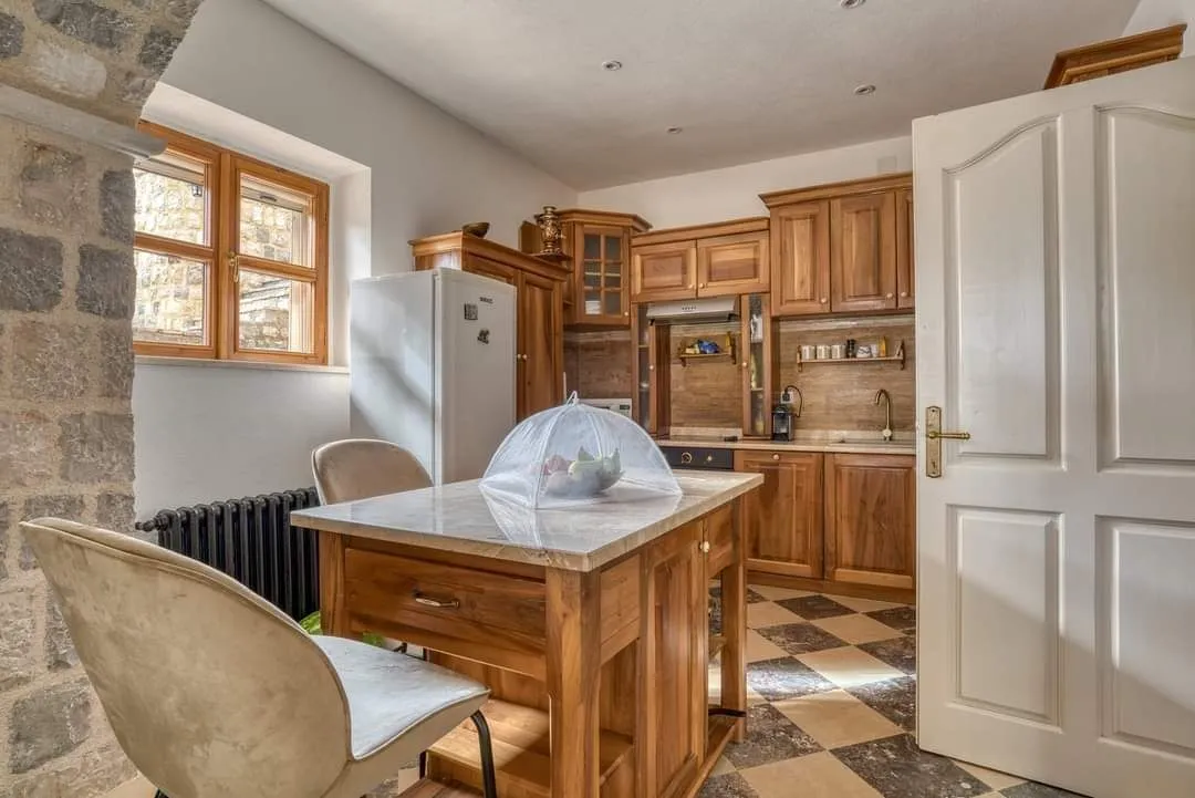 Sale, house, 500m², Reževići, Budva