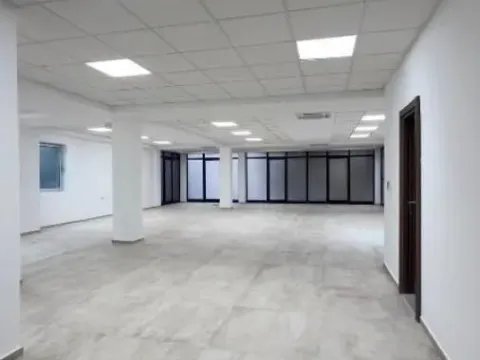 Rent, office space, 440m², Retenzija, Beograd - image 2